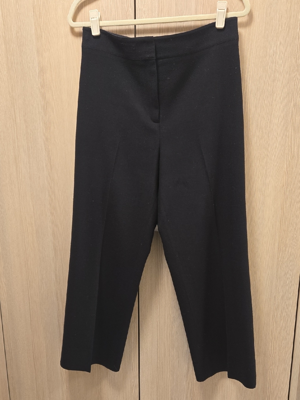 Akris Punto Classic Black Wool Wide-Leg Women's Pants
